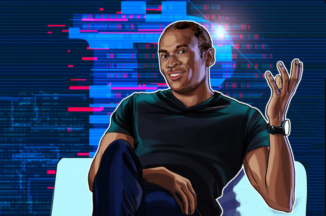 亚瑟·海耶斯称将待美联储放宽政策后入场购买比特币（BTC）